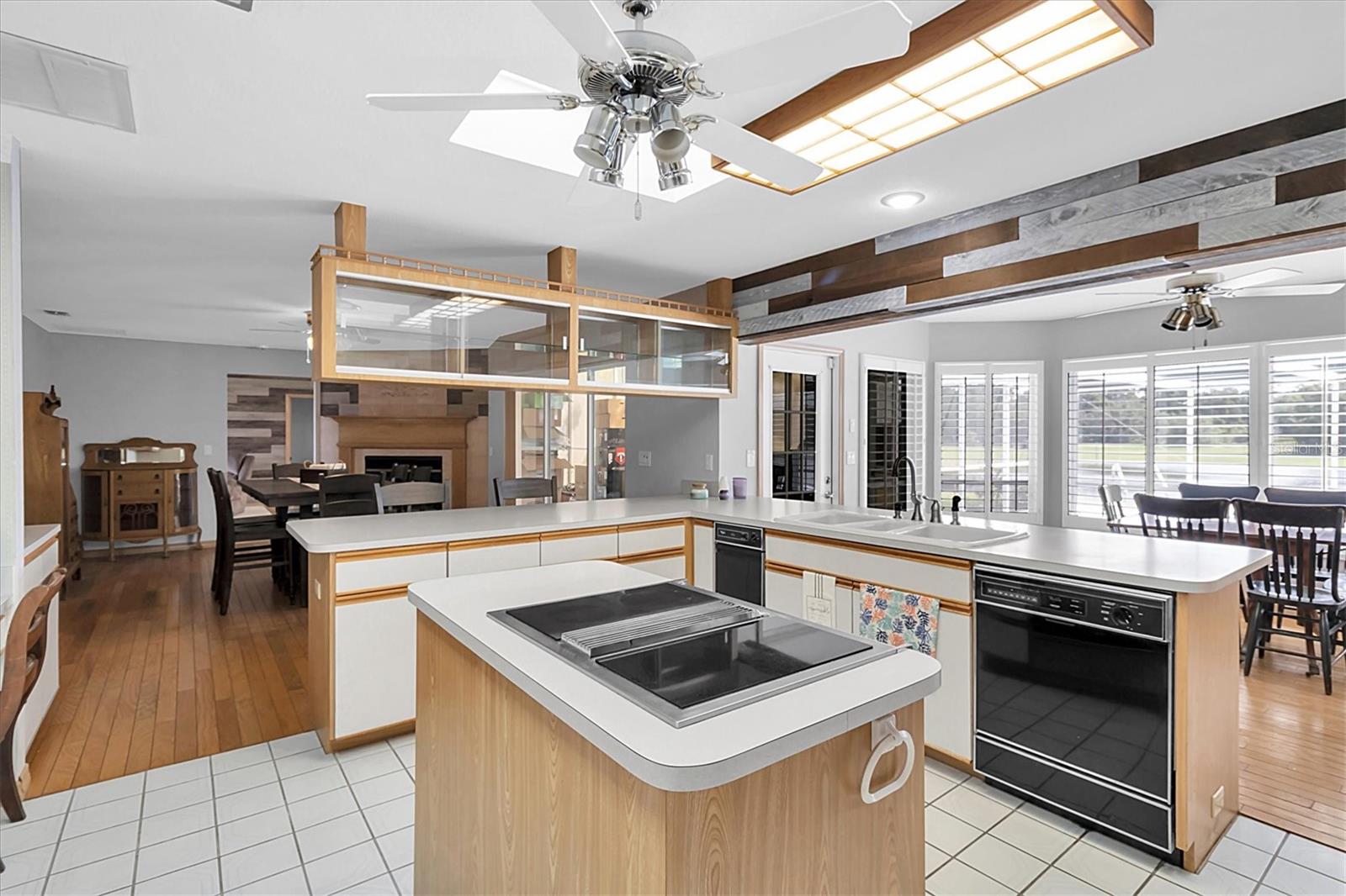 8607 CRANES ROOST DR, NEW PORT RICHEY, FL, 34654