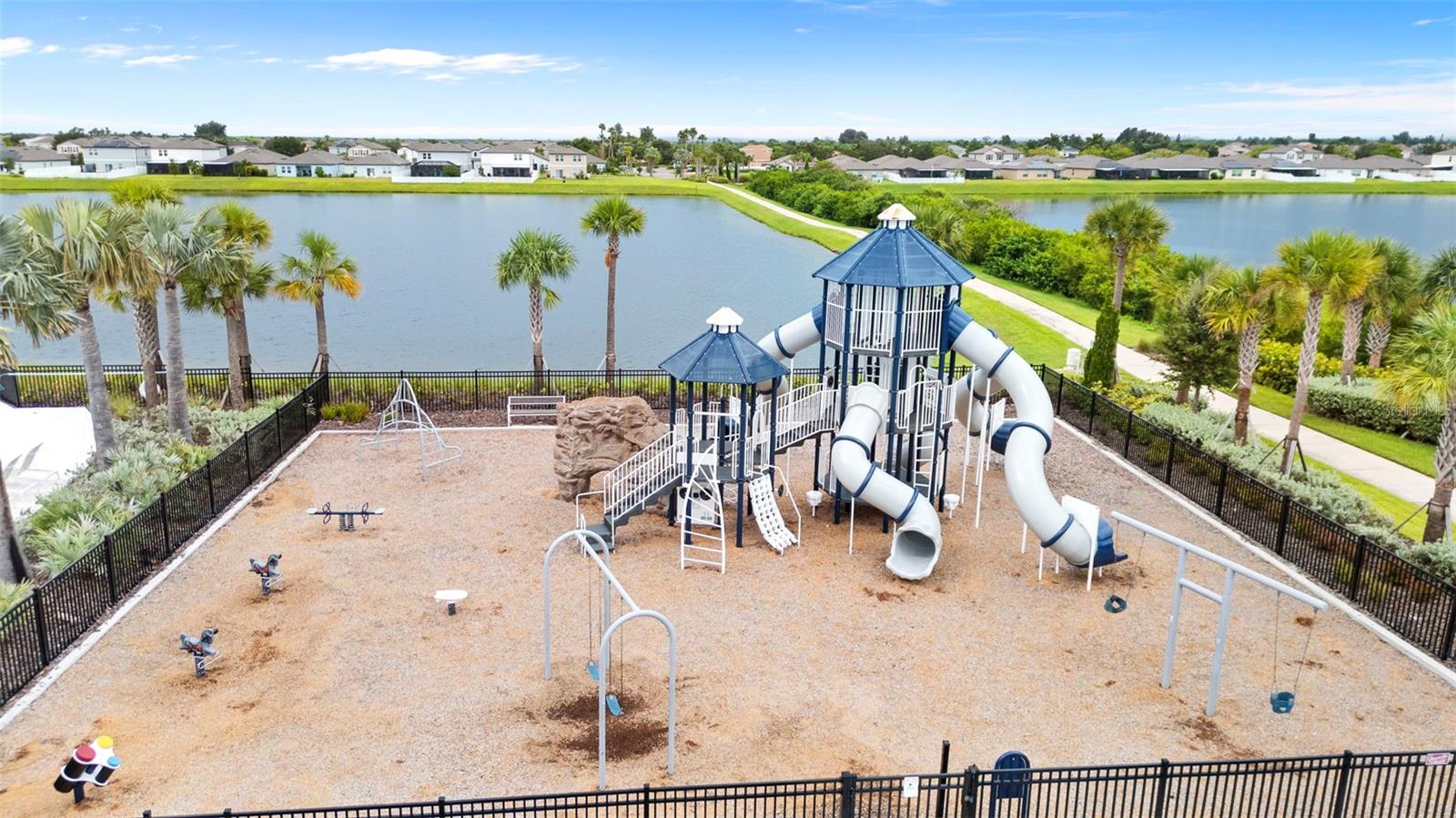 654 OCEAN SPRAY DR, RUSKIN, FL, 33570