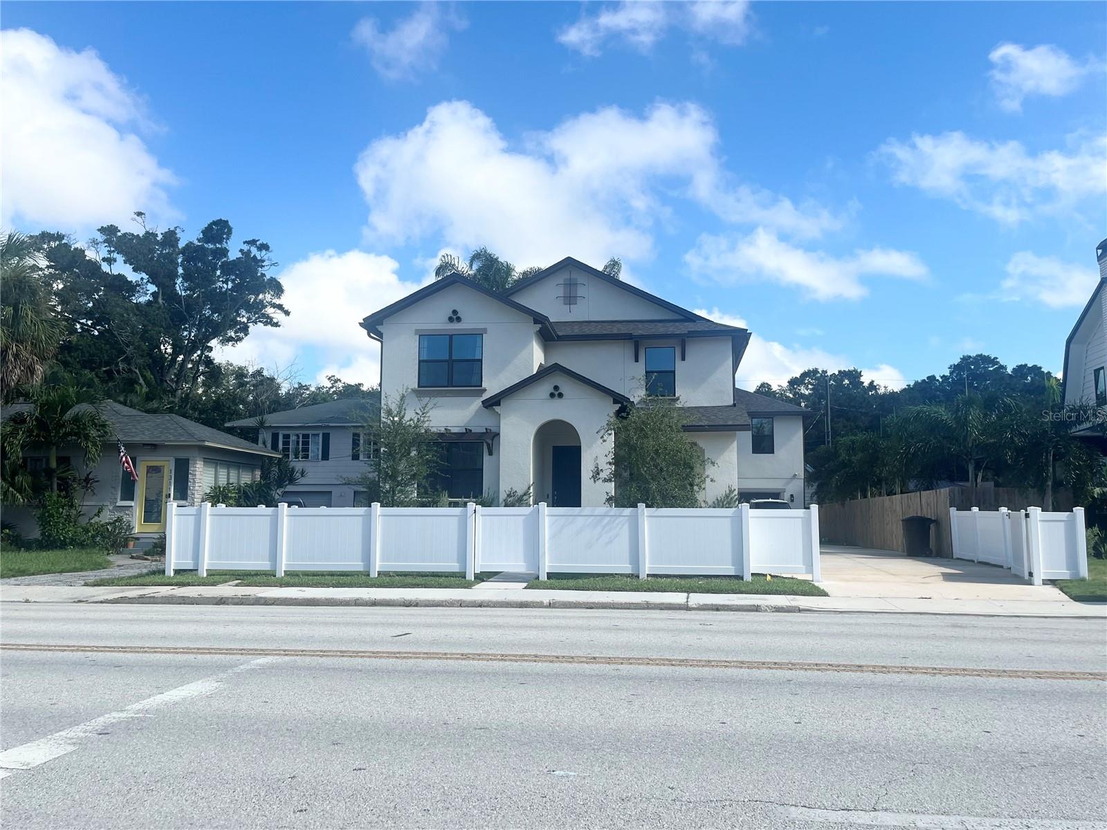 1301 22ND AVE N, ST PETERSBURG, FL, 33704