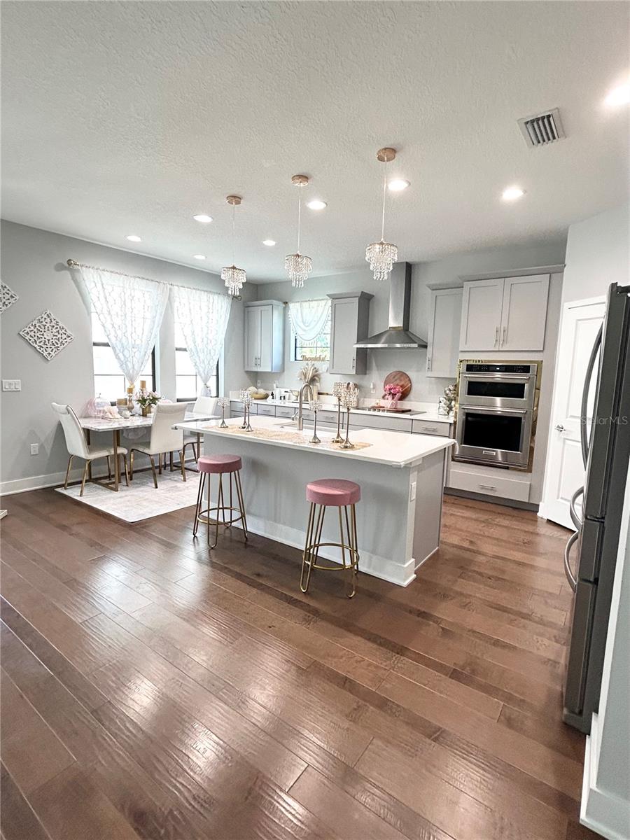1301 22ND AVE N, ST PETERSBURG, FL, 33704
