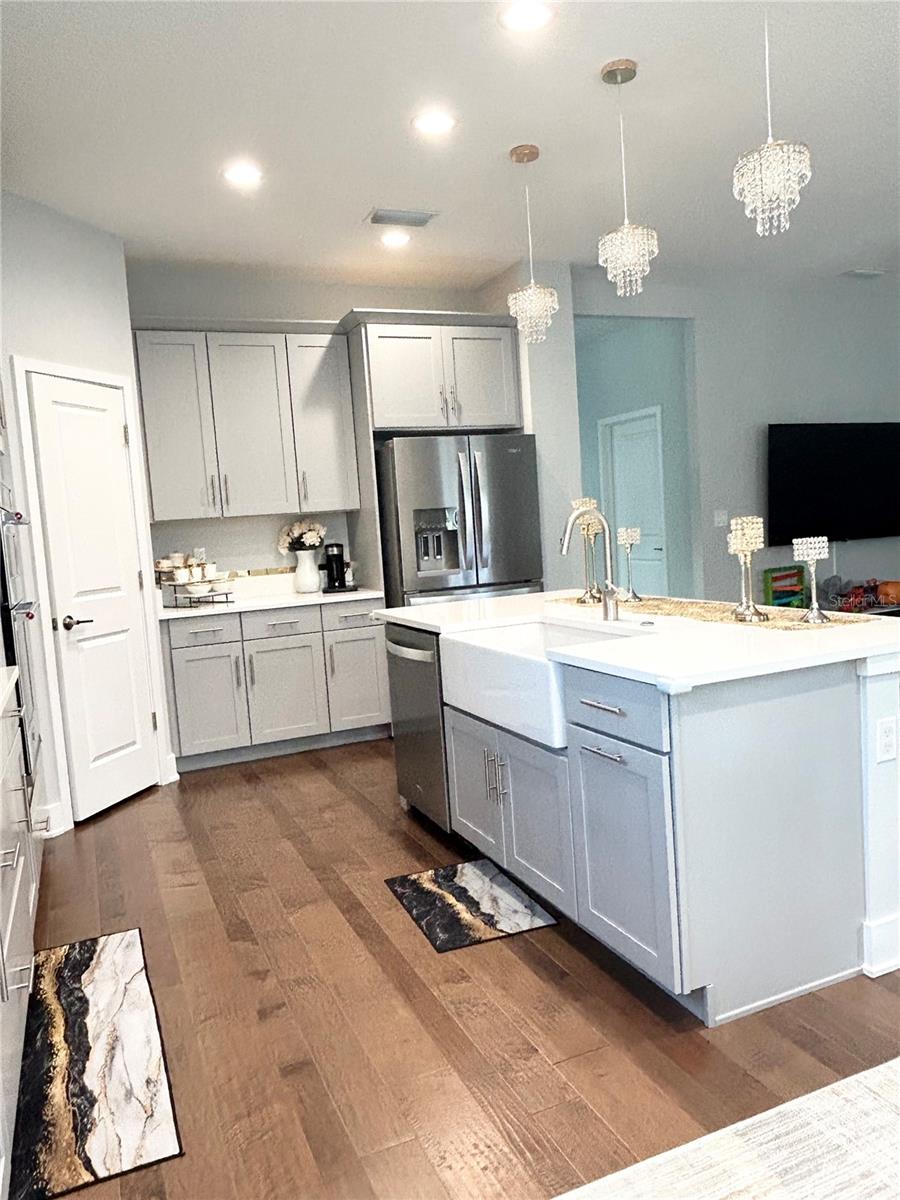 1301 22ND AVE N, ST PETERSBURG, FL, 33704