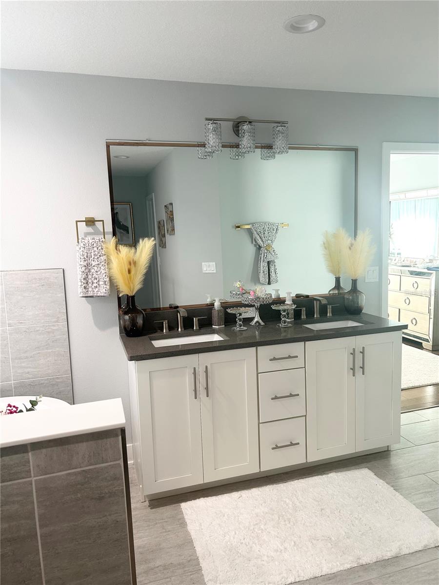 1301 22ND AVE N, ST PETERSBURG, FL, 33704