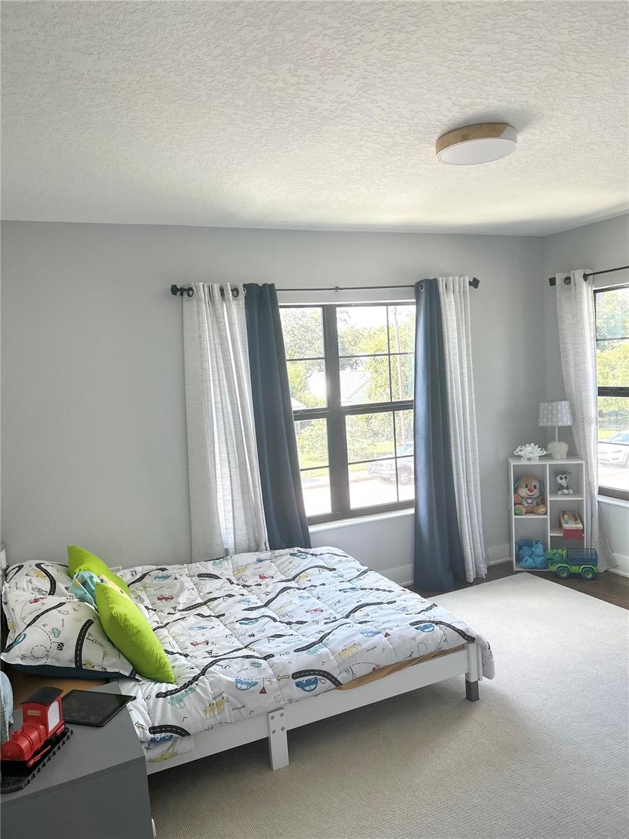 1301 22ND AVE N, ST PETERSBURG, FL, 33704