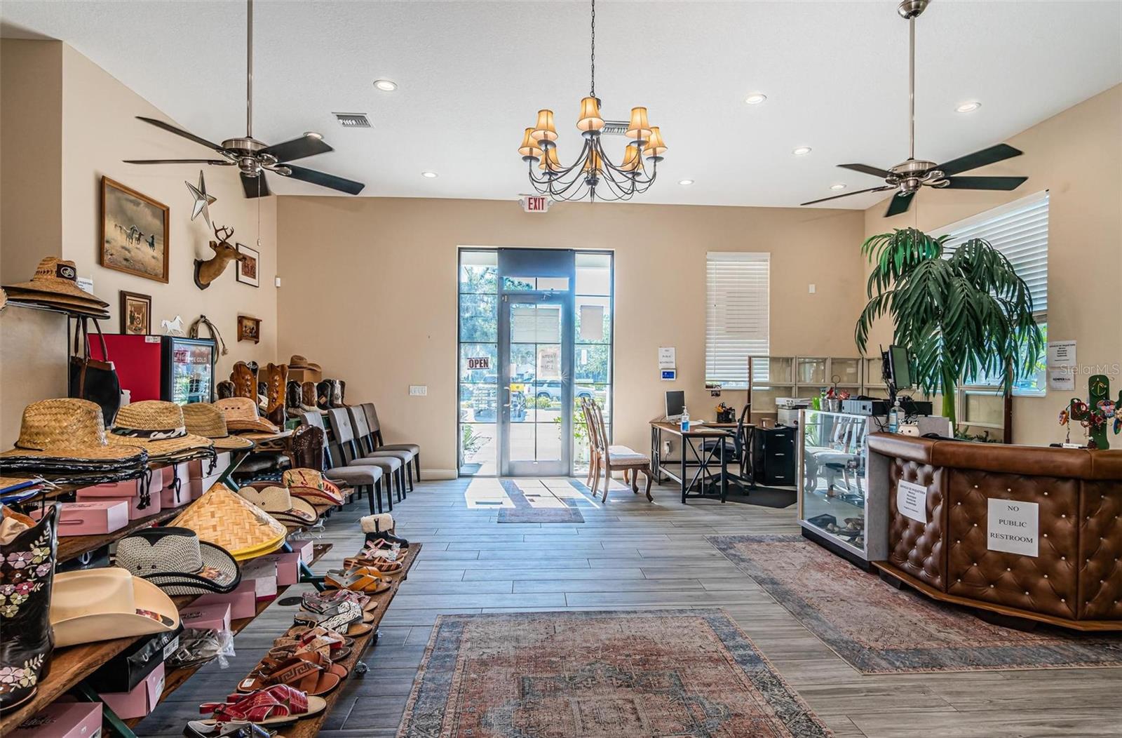 1002 E BAKER ST, PLANT CITY, FL, 33563
