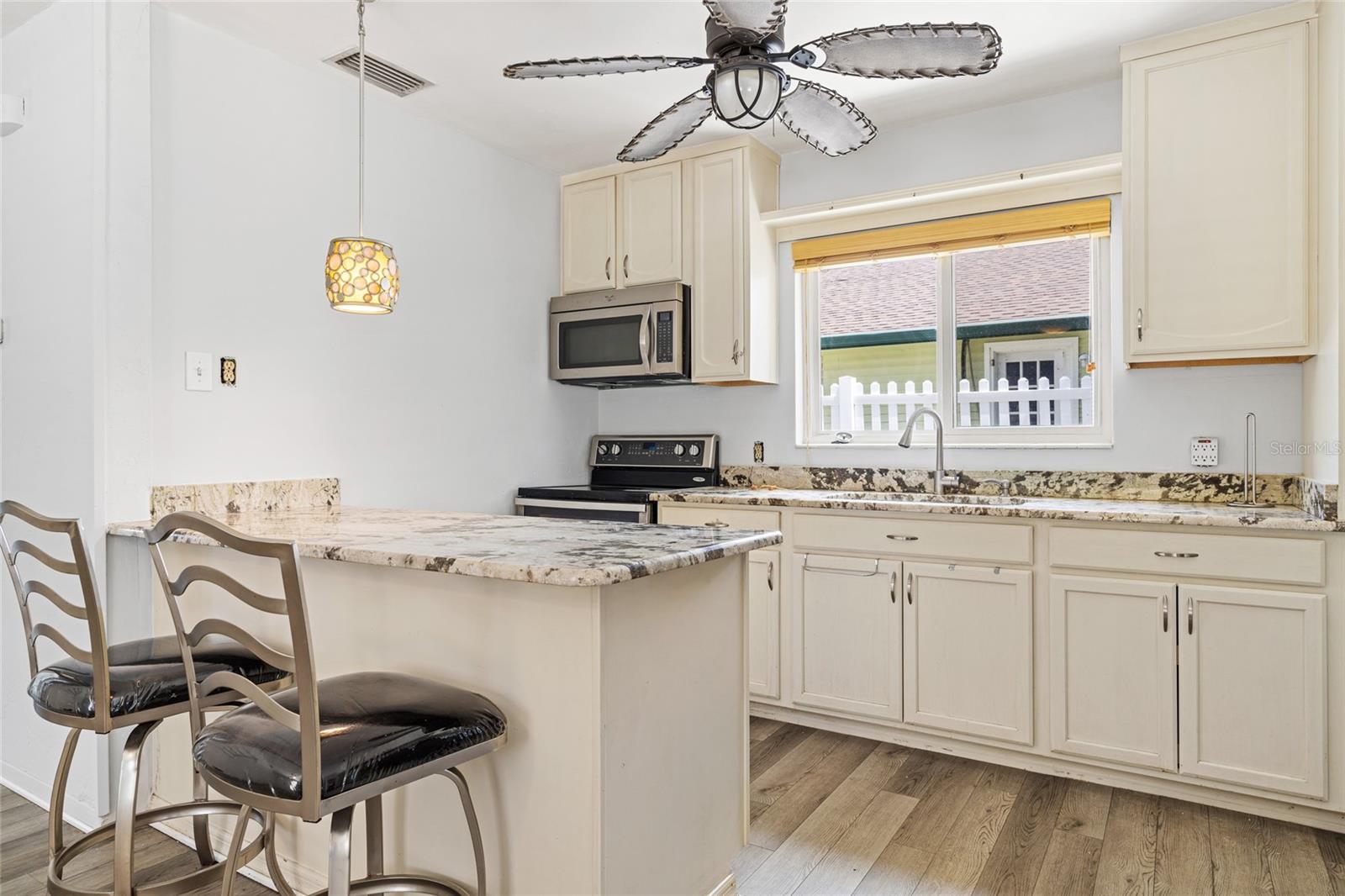 18053 2ND ST E, REDINGTON SHORES, FL, 33708