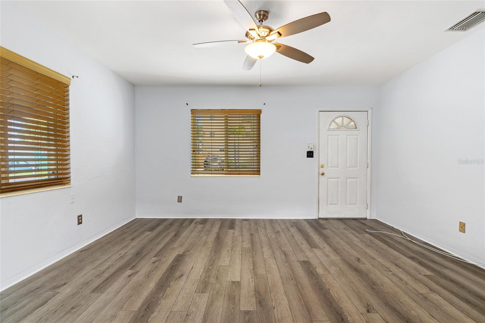 18053 2ND ST E, REDINGTON SHORES, FL, 33708