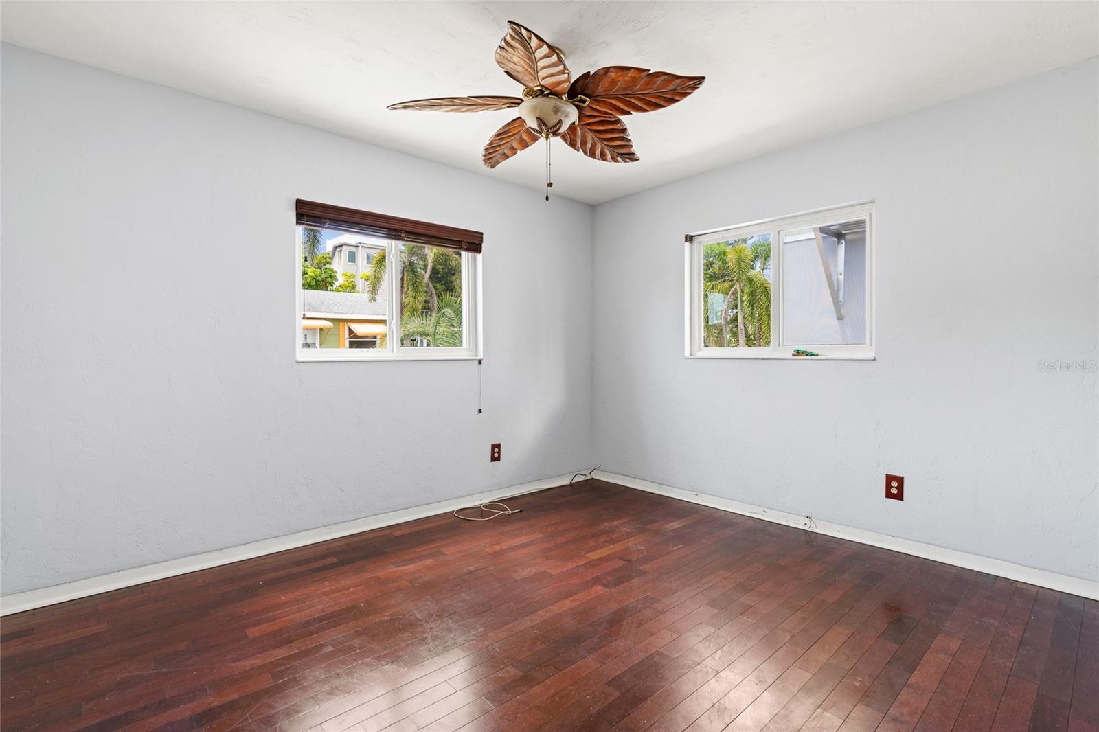 18053 2ND ST E, REDINGTON SHORES, FL, 33708