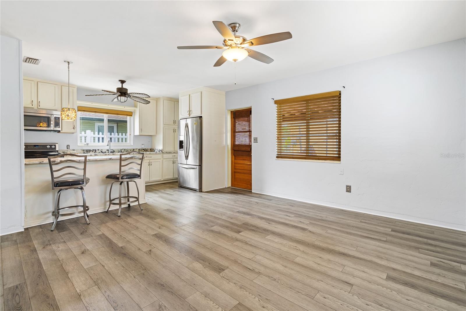 18053 2ND ST E, REDINGTON SHORES, FL, 33708
