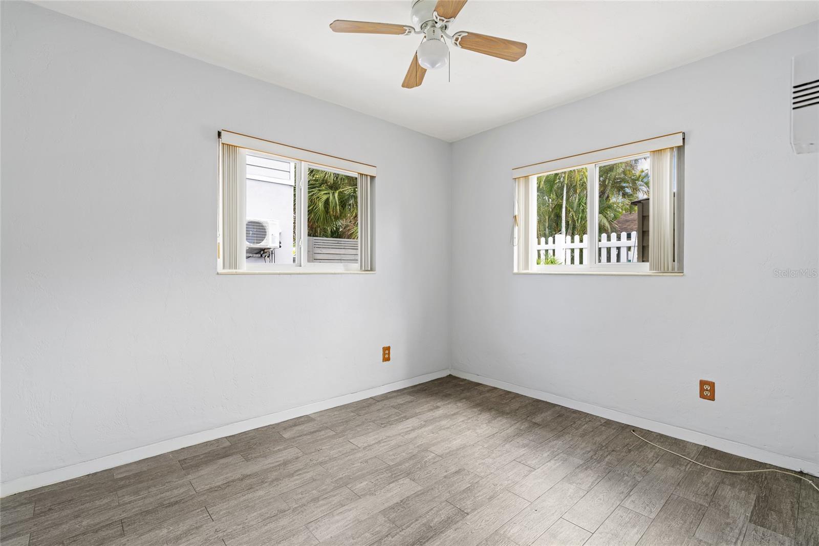 18053 2ND ST E, REDINGTON SHORES, FL, 33708
