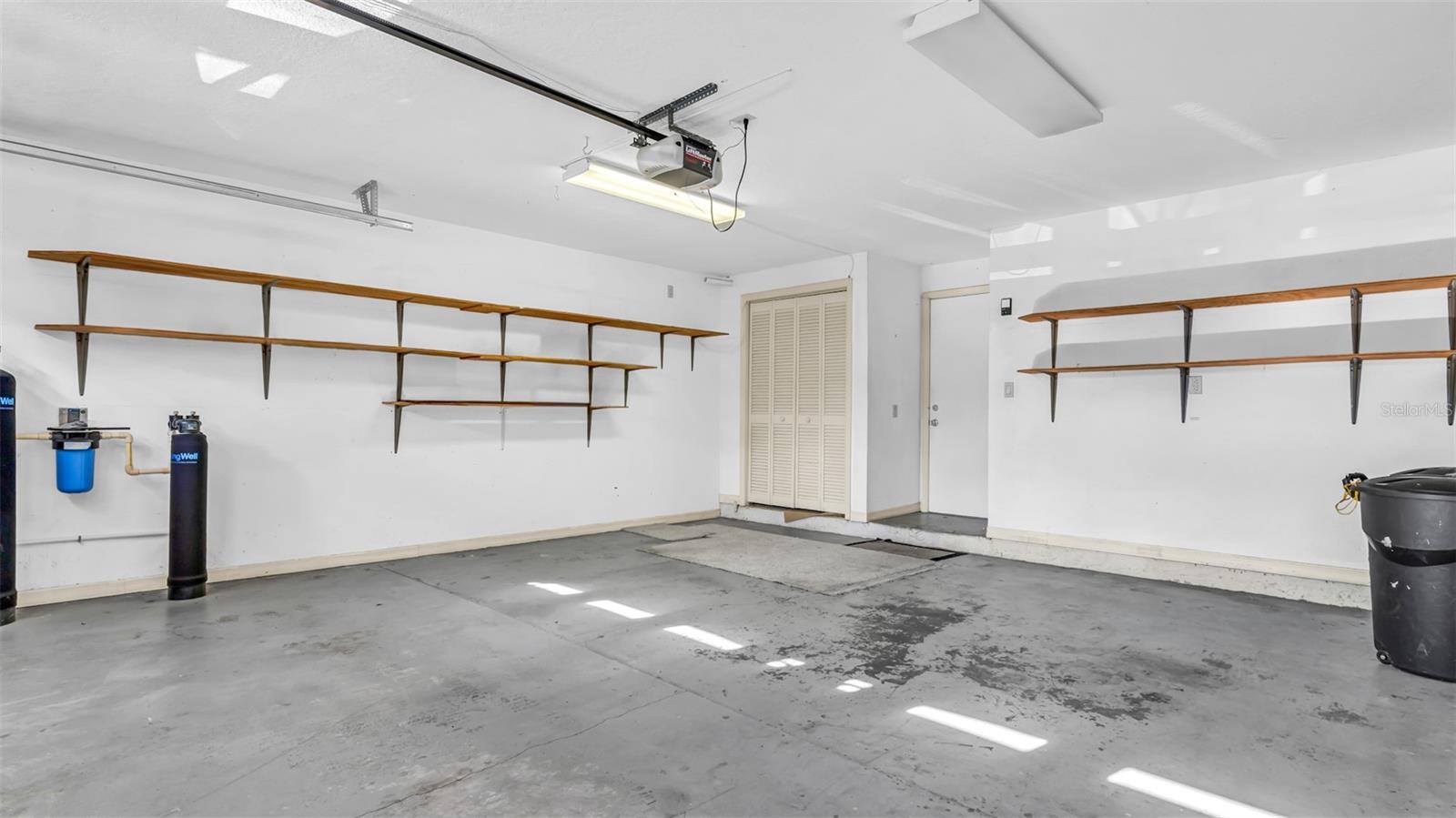 GLADES THE, SEMINOLE, FL, 33776