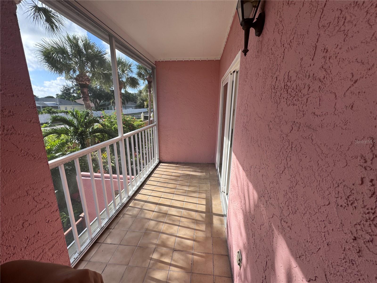 GLADES THE, SEMINOLE, FL, 33776