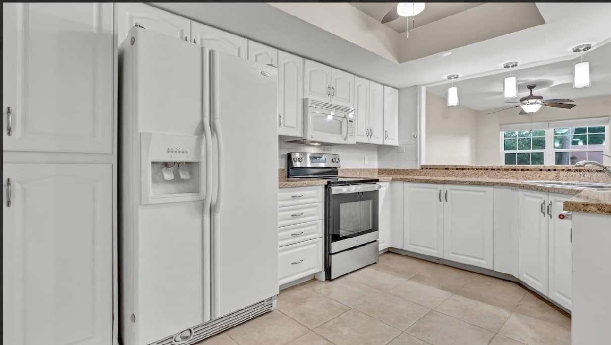 GLADES THE, SEMINOLE, FL, 33776