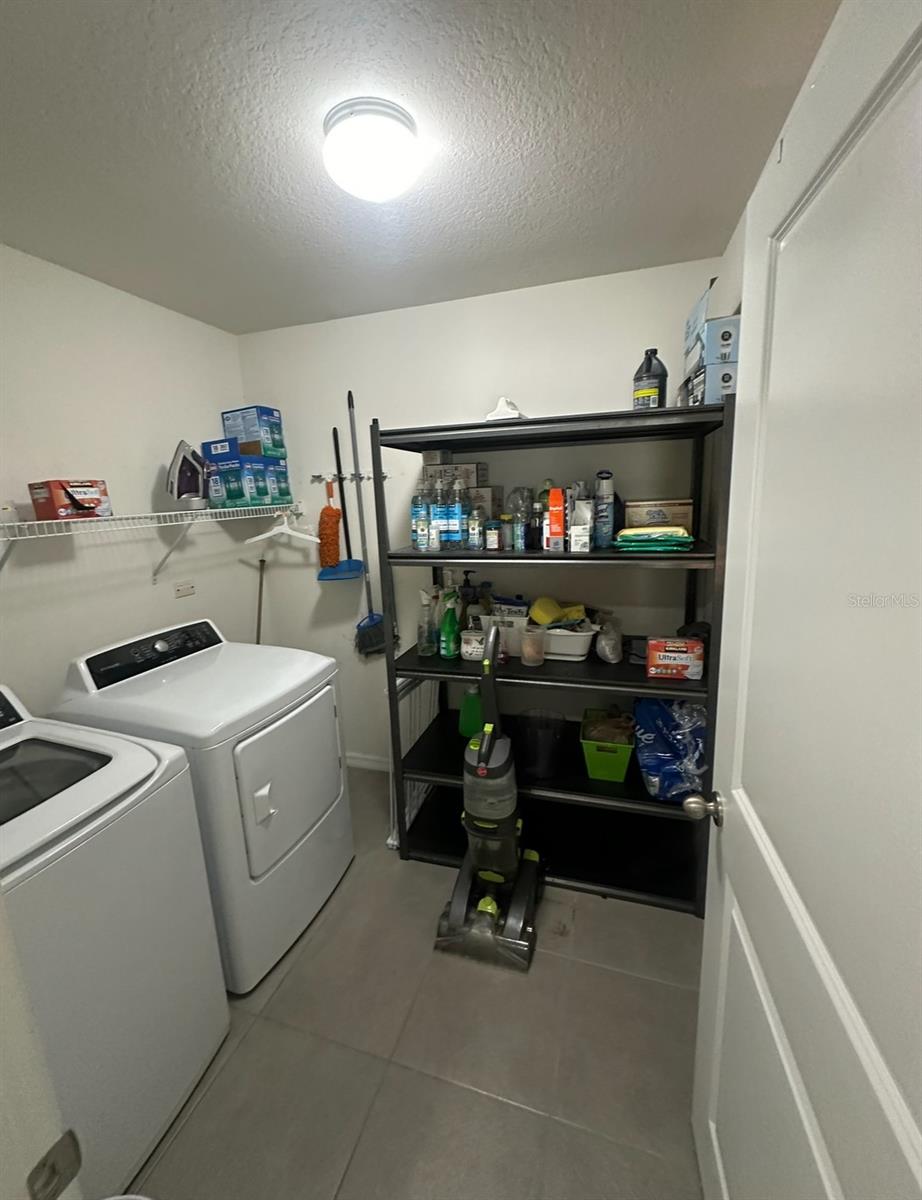 1006 ASHENTREE DR, PLANT CITY, FL, 33563