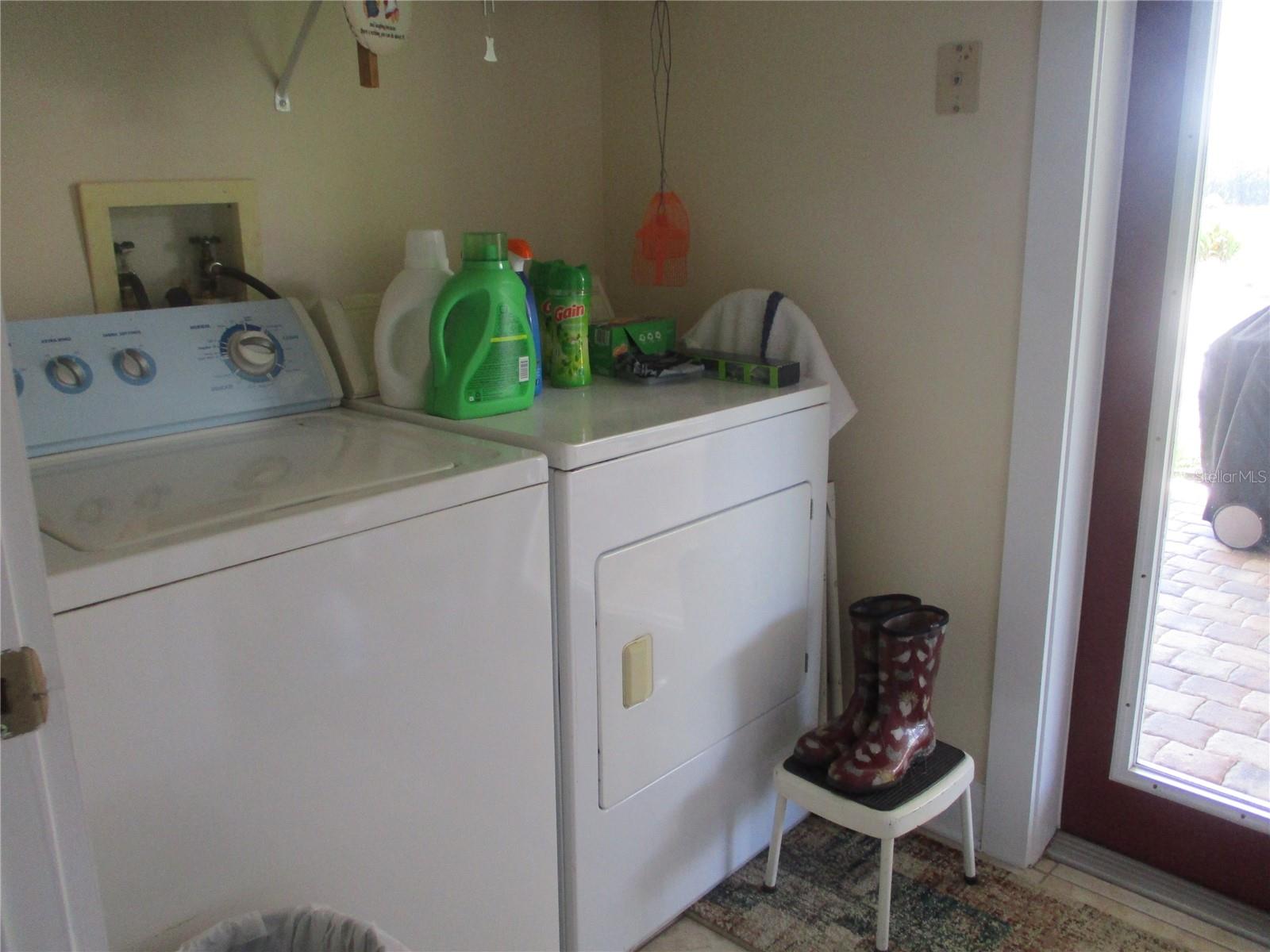 33 SW 97TH PL, WEBSTER, FL, 33597