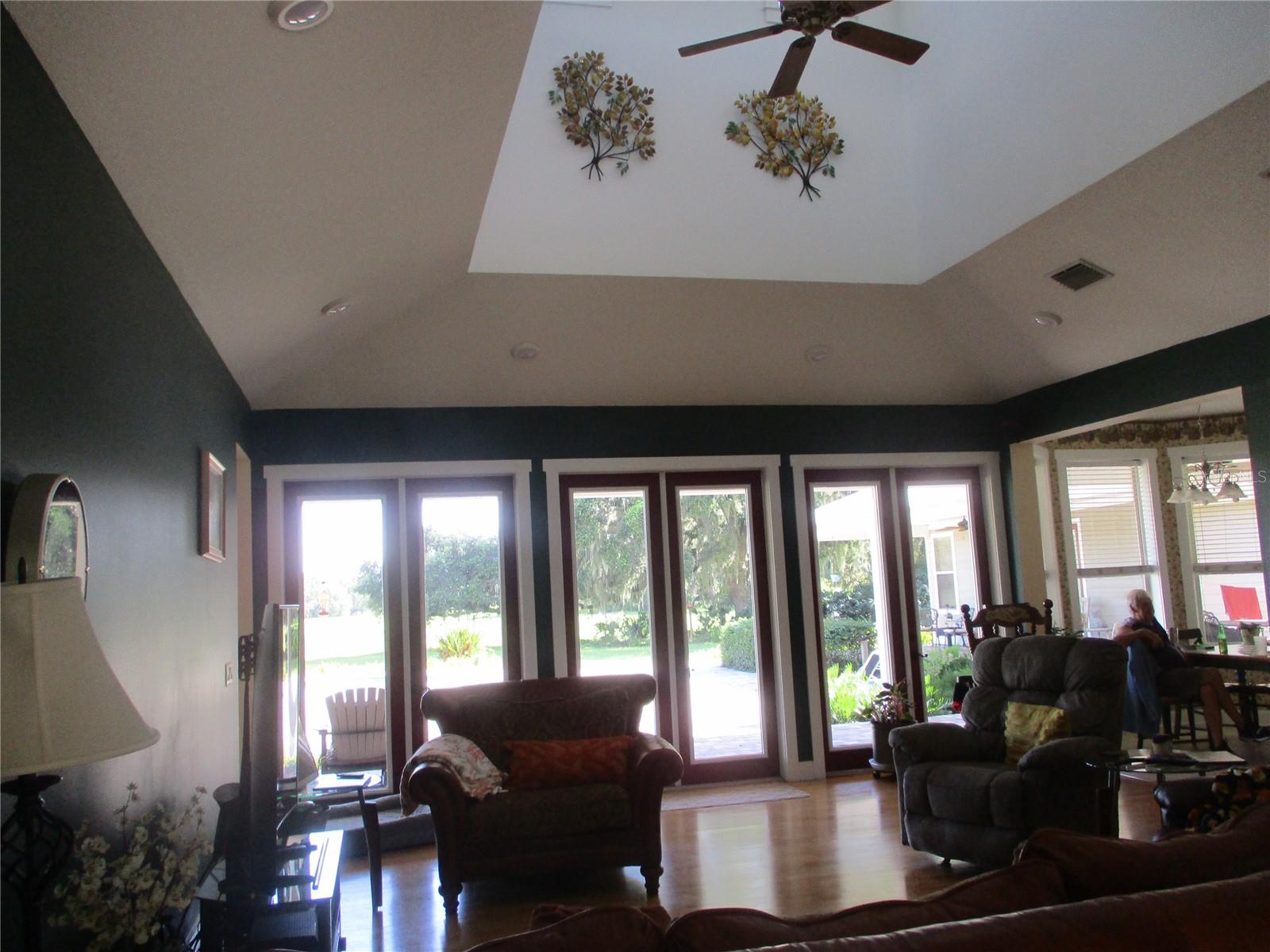 33 SW 97TH PL, WEBSTER, FL, 33597