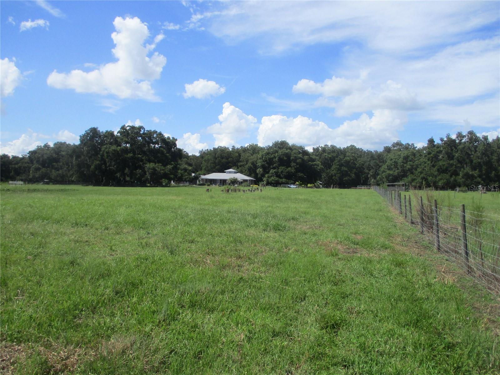 33 SW 97TH PL, WEBSTER, FL, 33597