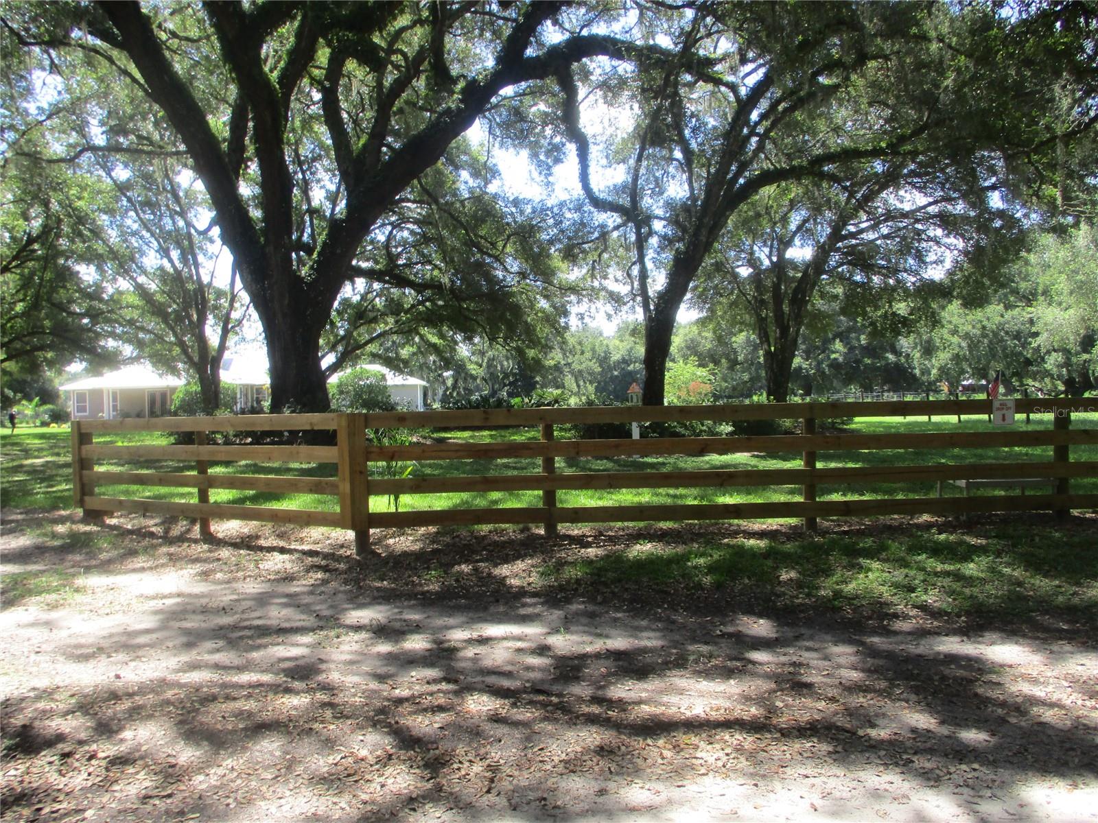 33 SW 97TH PL, WEBSTER, FL, 33597