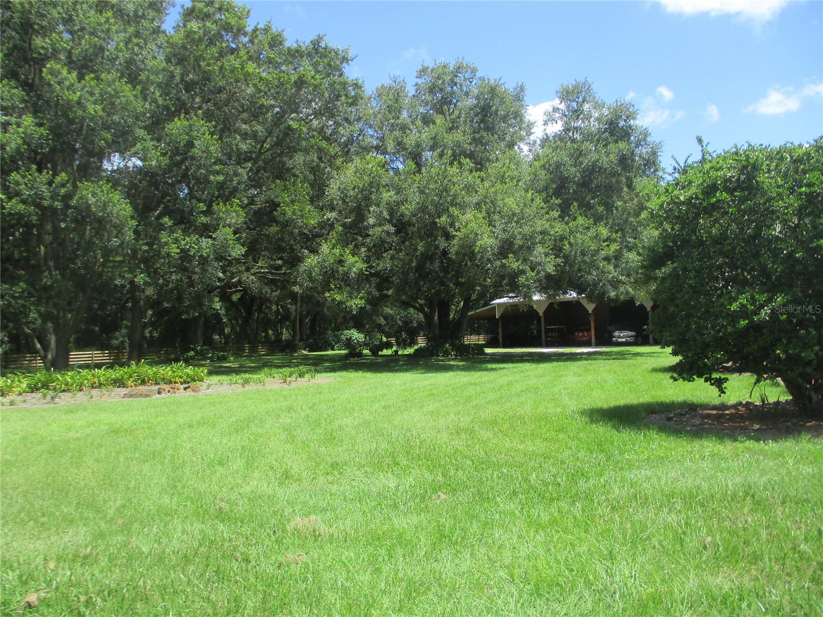33 SW 97TH PL, WEBSTER, FL, 33597
