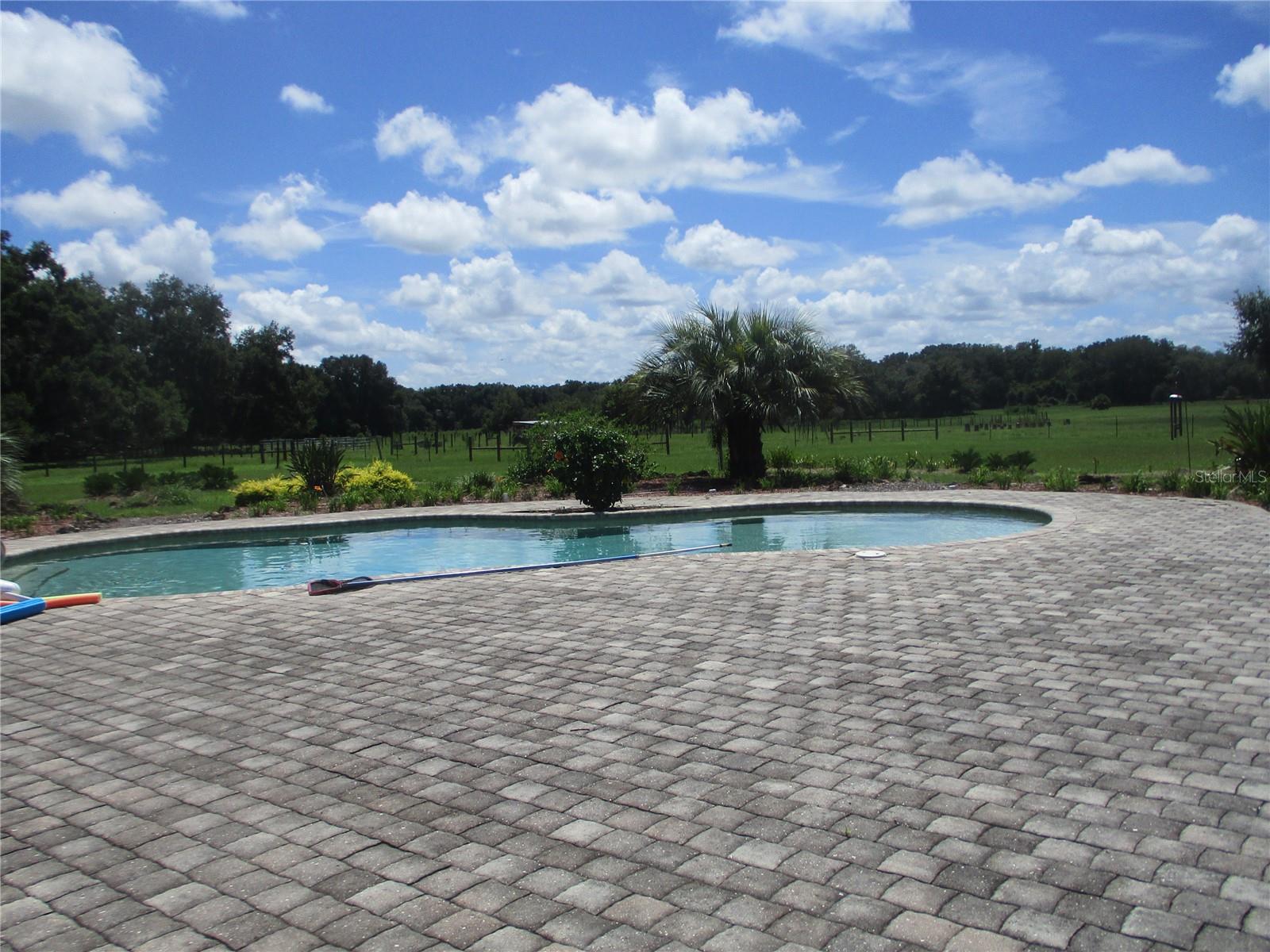 33 SW 97TH PL, WEBSTER, FL, 33597