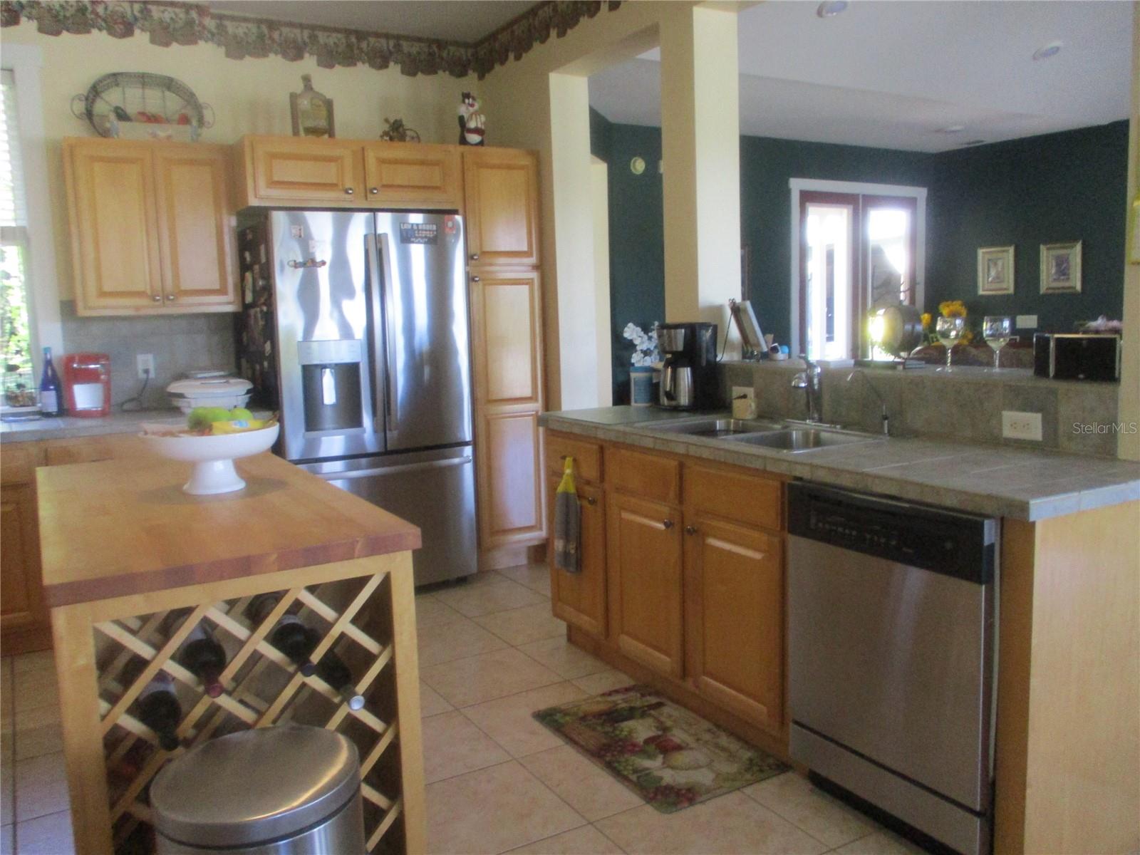 33 SW 97TH PL, WEBSTER, FL, 33597