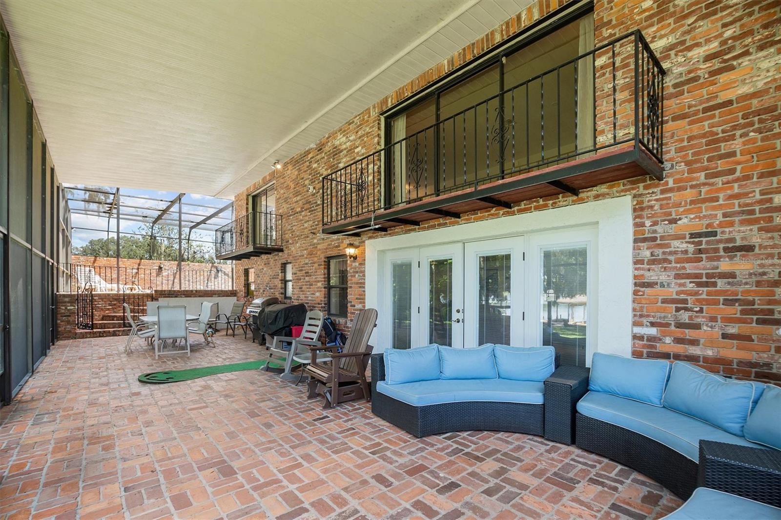 121 E LAKE SUMMIT DR, WINTER HAVEN, FL, 33884