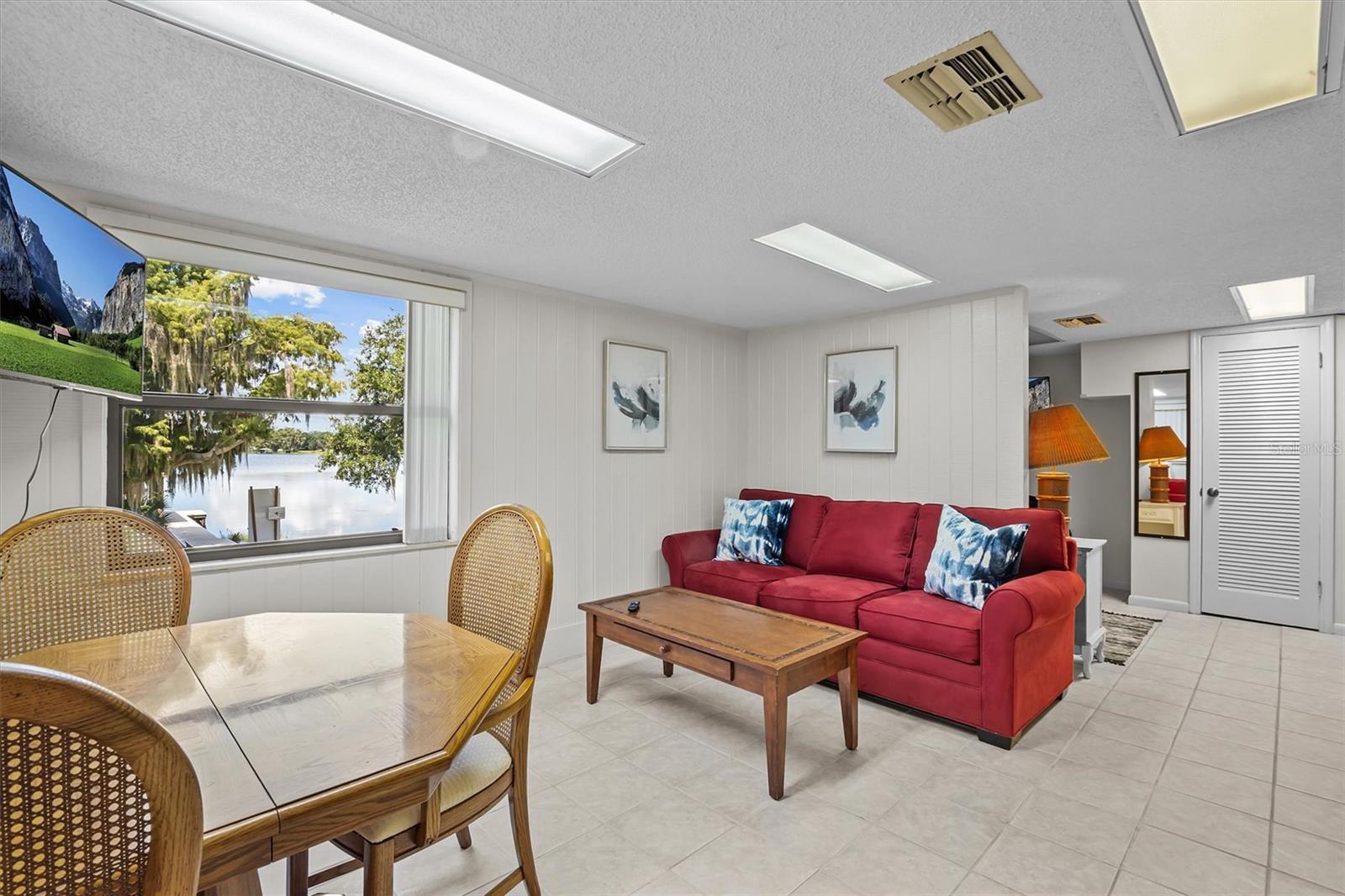 121 E LAKE SUMMIT DR, WINTER HAVEN, FL, 33884