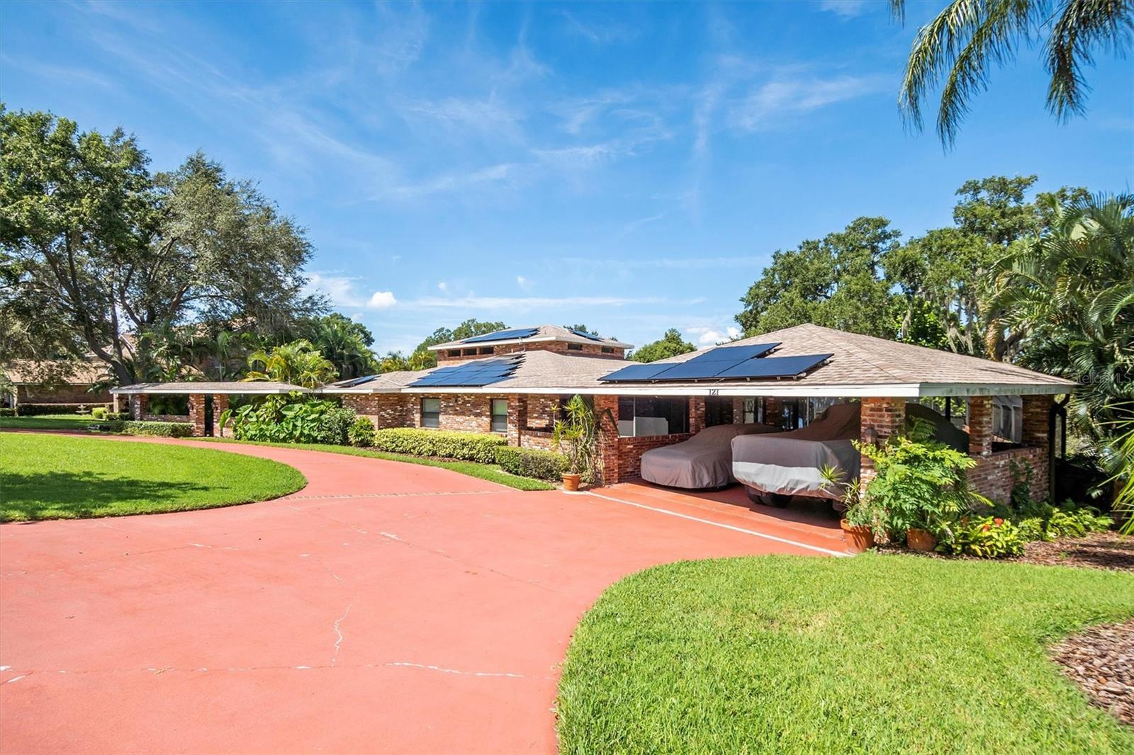 121 E LAKE SUMMIT DR, WINTER HAVEN, FL, 33884