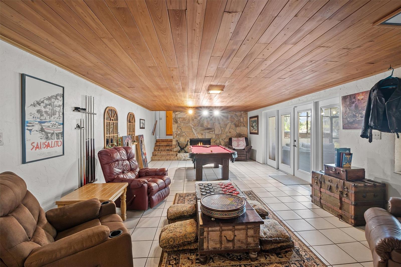 121 E LAKE SUMMIT DR, WINTER HAVEN, FL, 33884