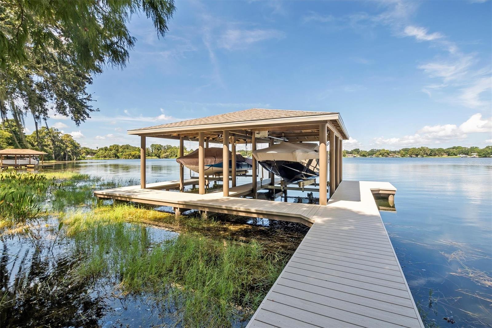 121 E LAKE SUMMIT DR, WINTER HAVEN, FL, 33884