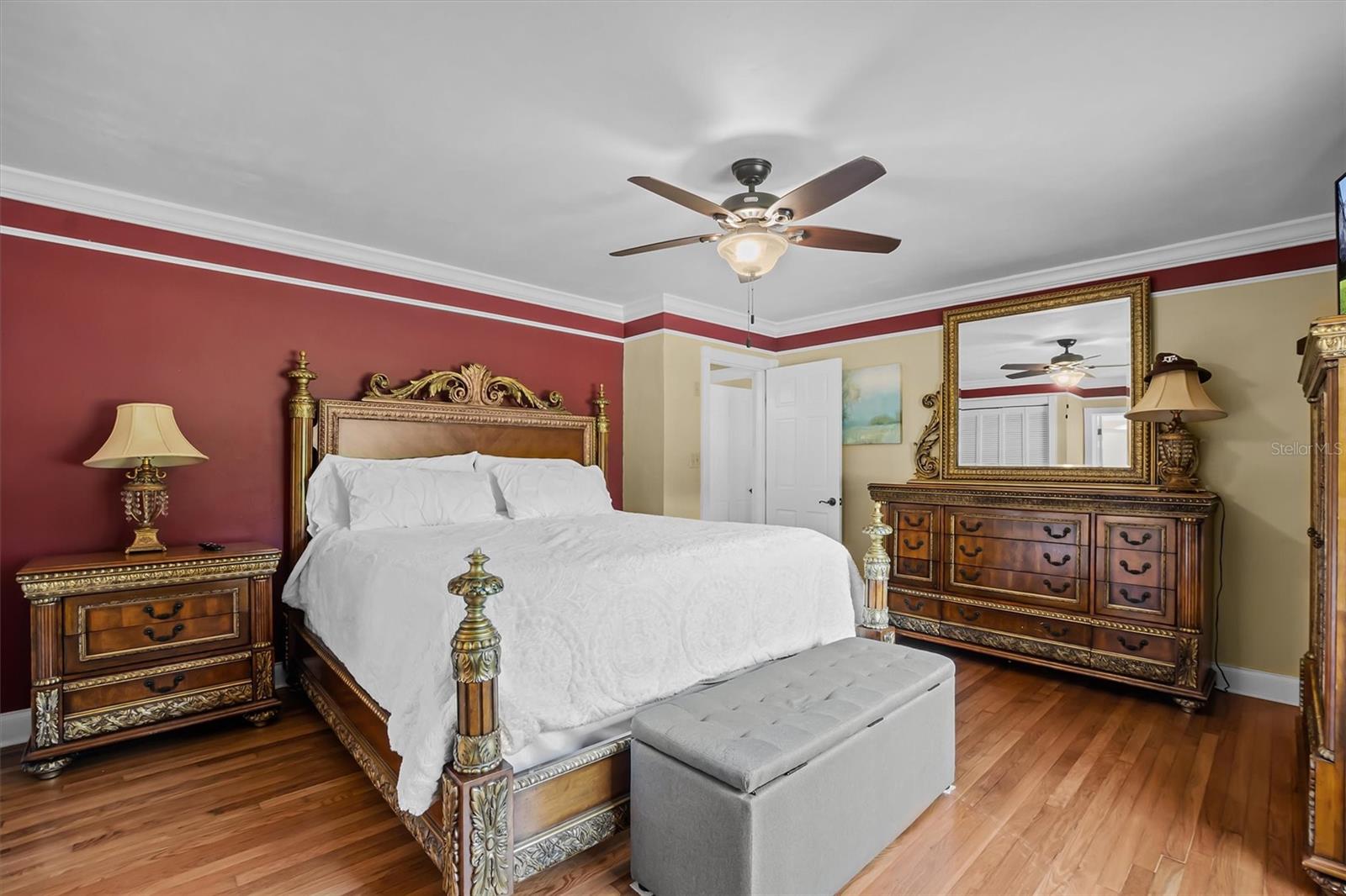 121 E LAKE SUMMIT DR, WINTER HAVEN, FL, 33884