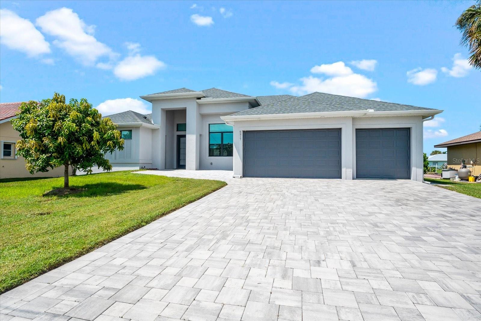 5217 FORBES TER, PORT CHARLOTTE, FL, 33981