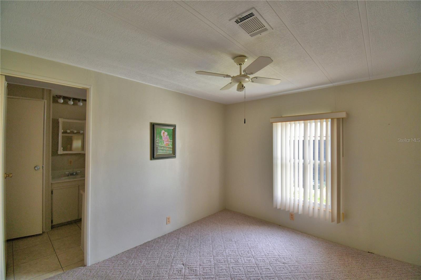 P4931788 Property Photo