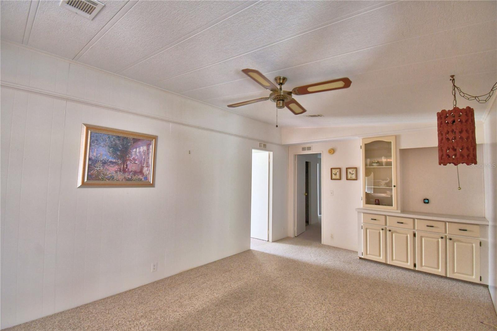 P4931788 Property Photo