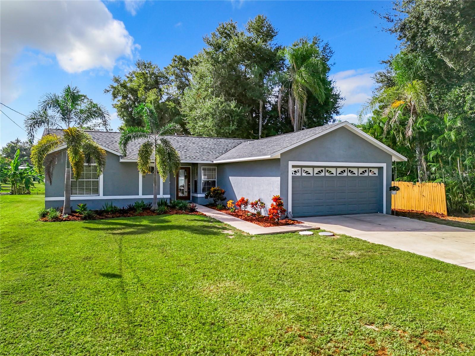 505 LAKESHORE DR, EUSTIS, FL, 32726