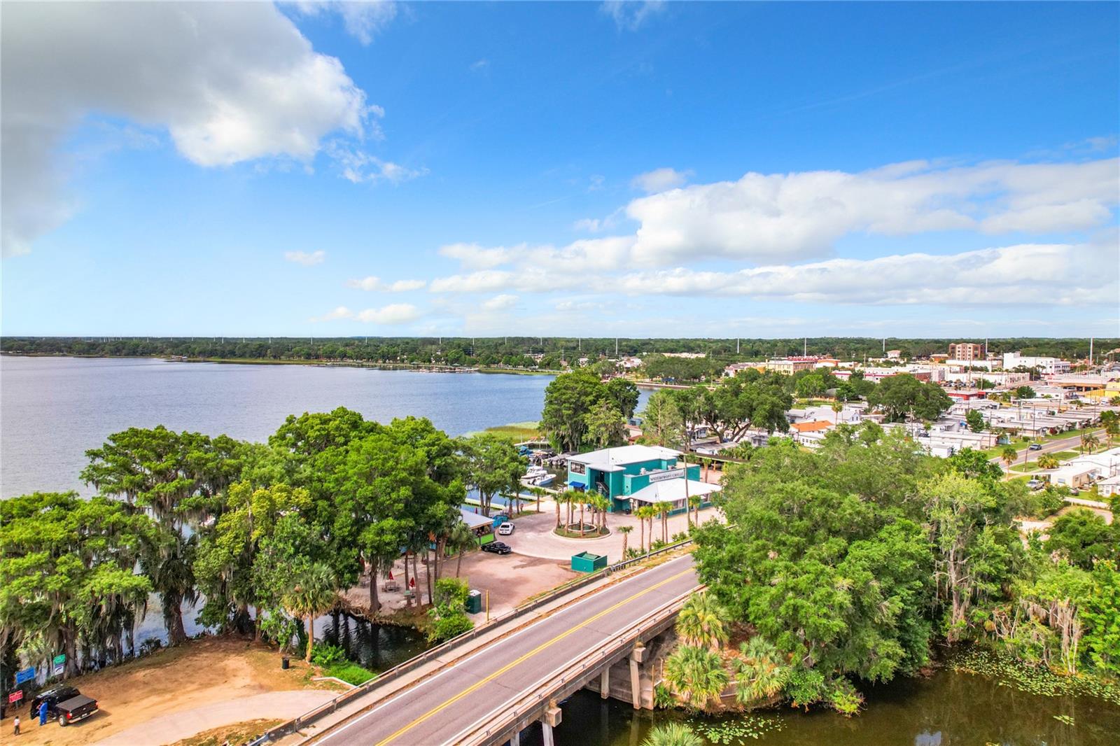 505 LAKESHORE DR, EUSTIS, FL, 32726