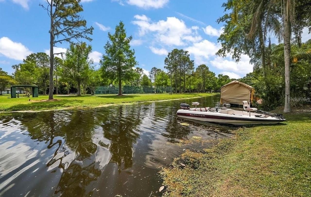 505 LAKESHORE DR, EUSTIS, FL, 32726