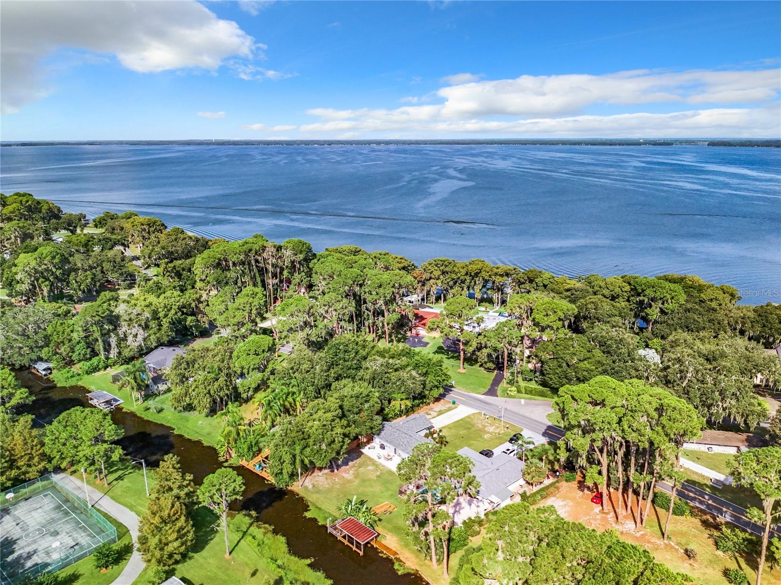 505 LAKESHORE DR, EUSTIS, FL, 32726