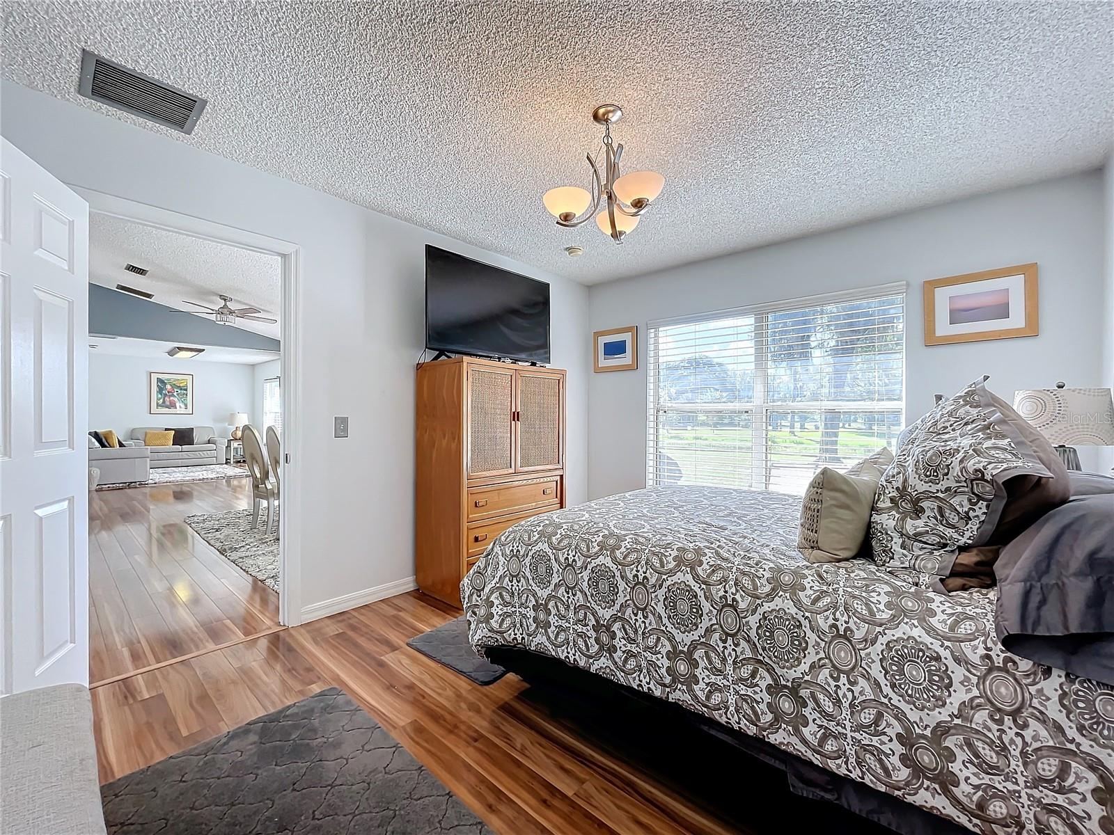 505 LAKESHORE DR, EUSTIS, FL, 32726