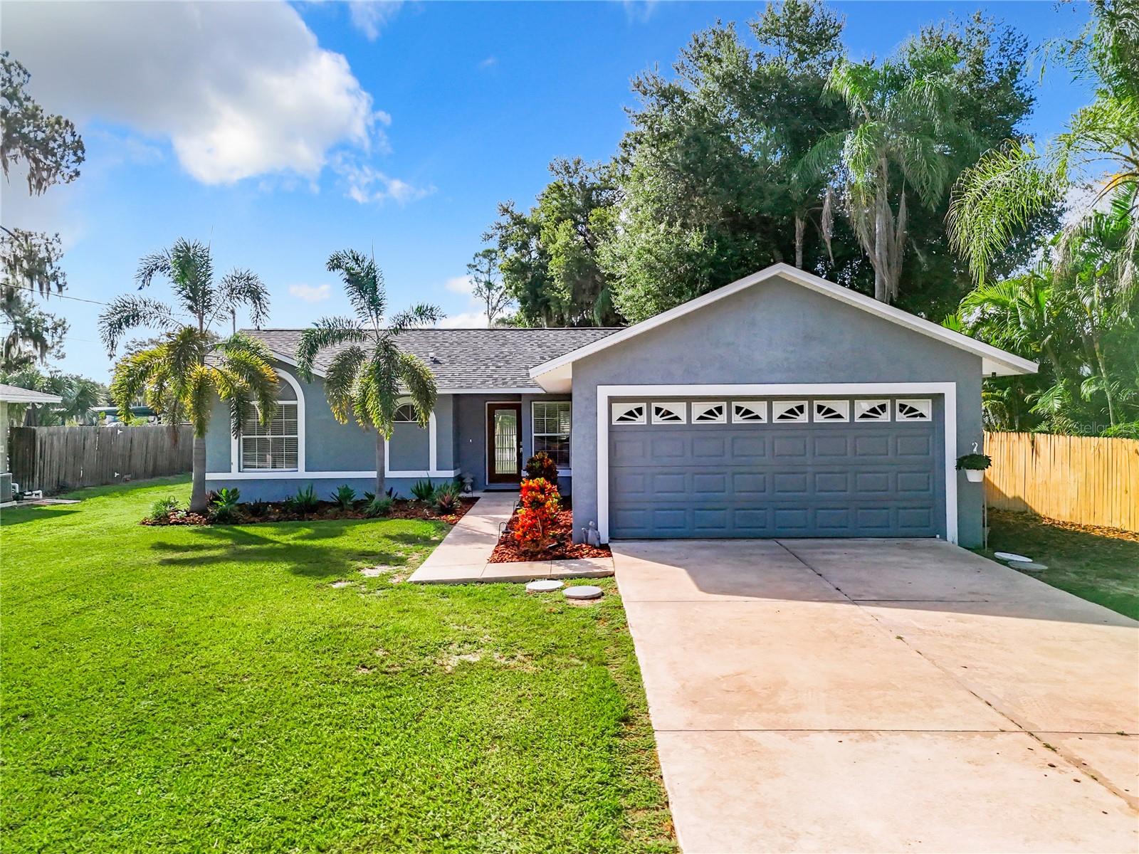 505 LAKESHORE DR, EUSTIS, FL, 32726