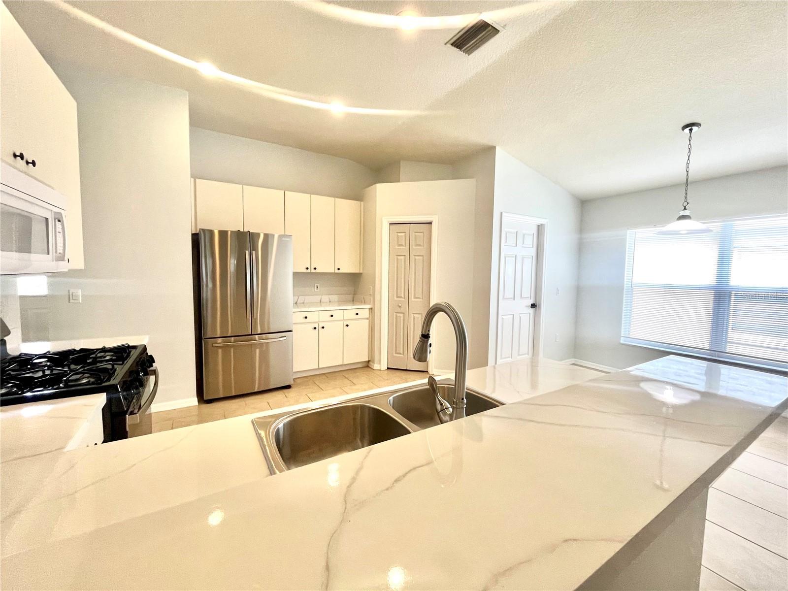 18080 ARBOR CREST DR, TAMPA, FL, 33647