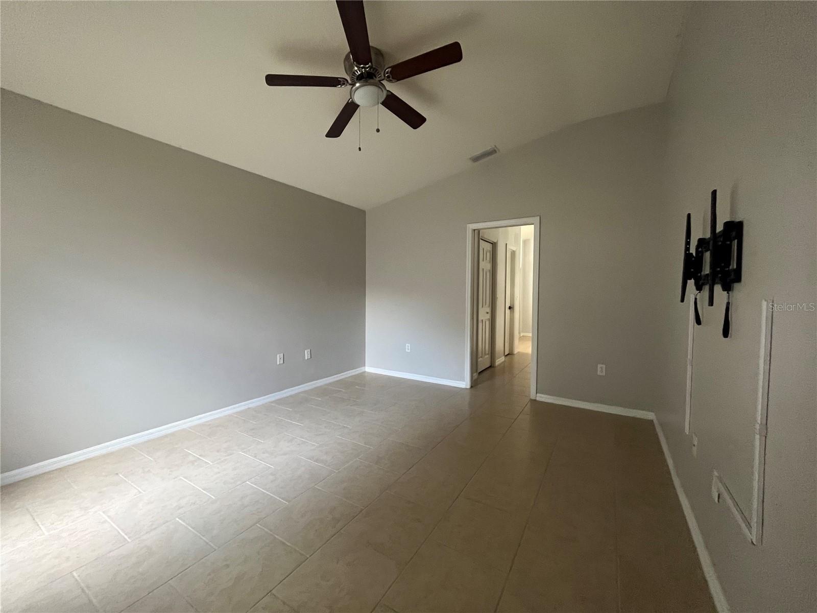 18080 ARBOR CREST DR, TAMPA, FL, 33647