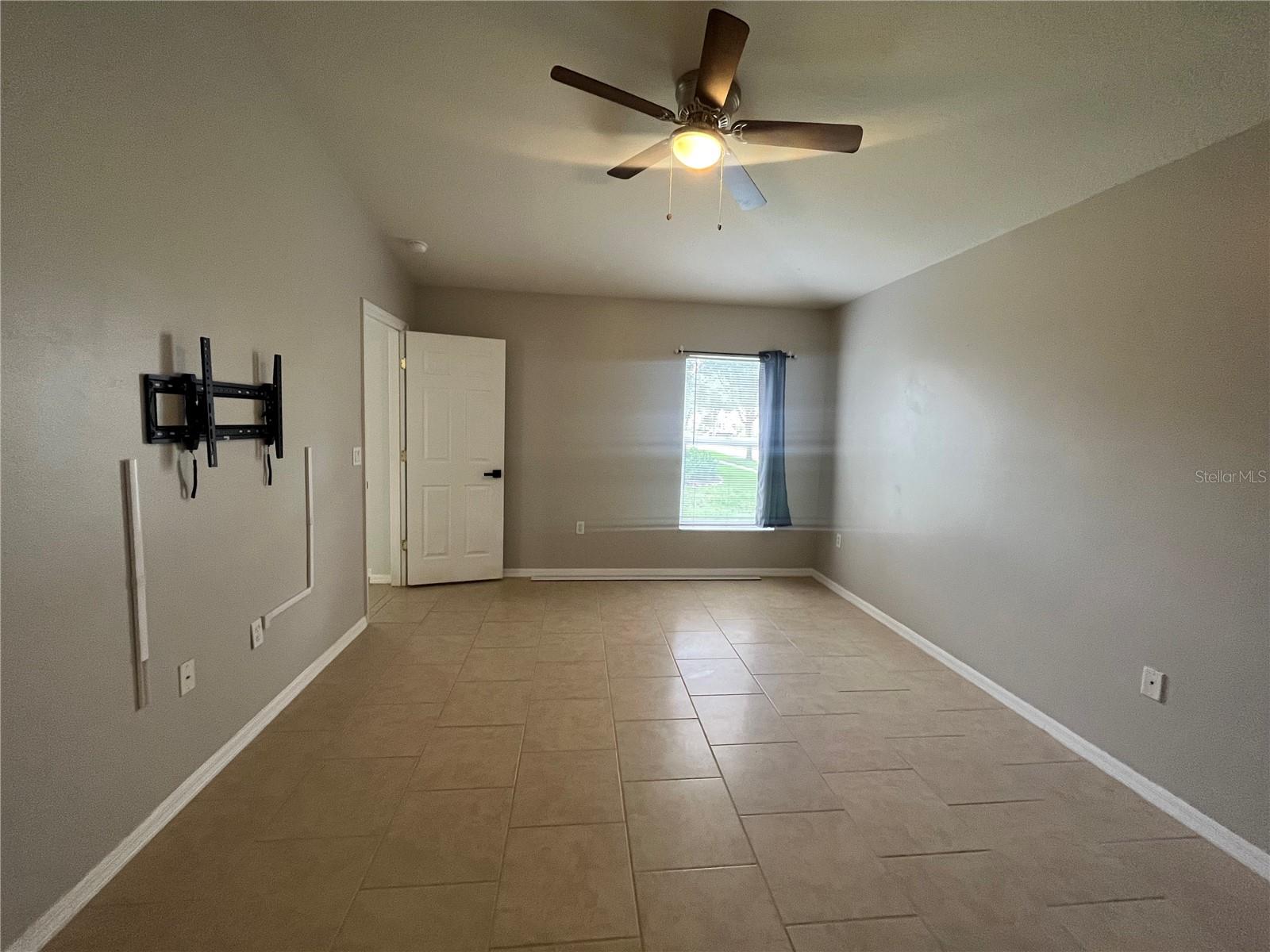 18080 ARBOR CREST DR, TAMPA, FL, 33647