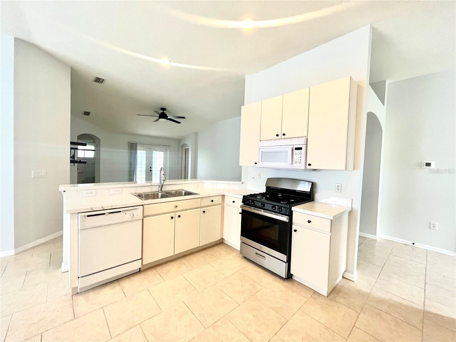 18080 ARBOR CREST DR, TAMPA, FL, 33647