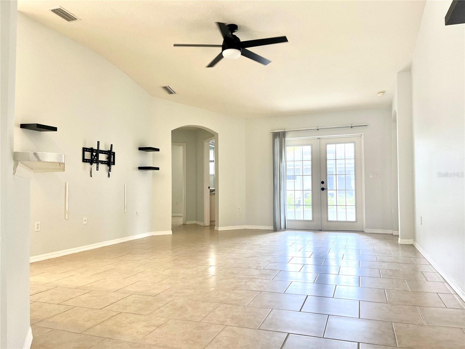 18080 ARBOR CREST DR, TAMPA, FL, 33647