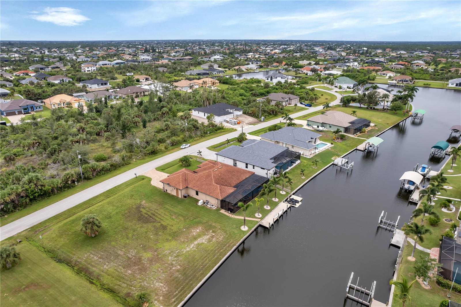 15426 SEAFOAM CIR, PORT CHARLOTTE, FL, 33981