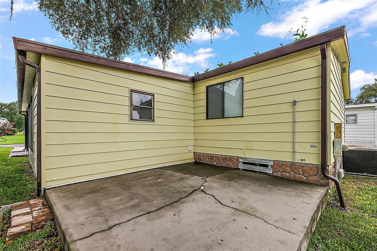 1605 W SCHWARTZ BLVD, THE VILLAGES, FL, 32159