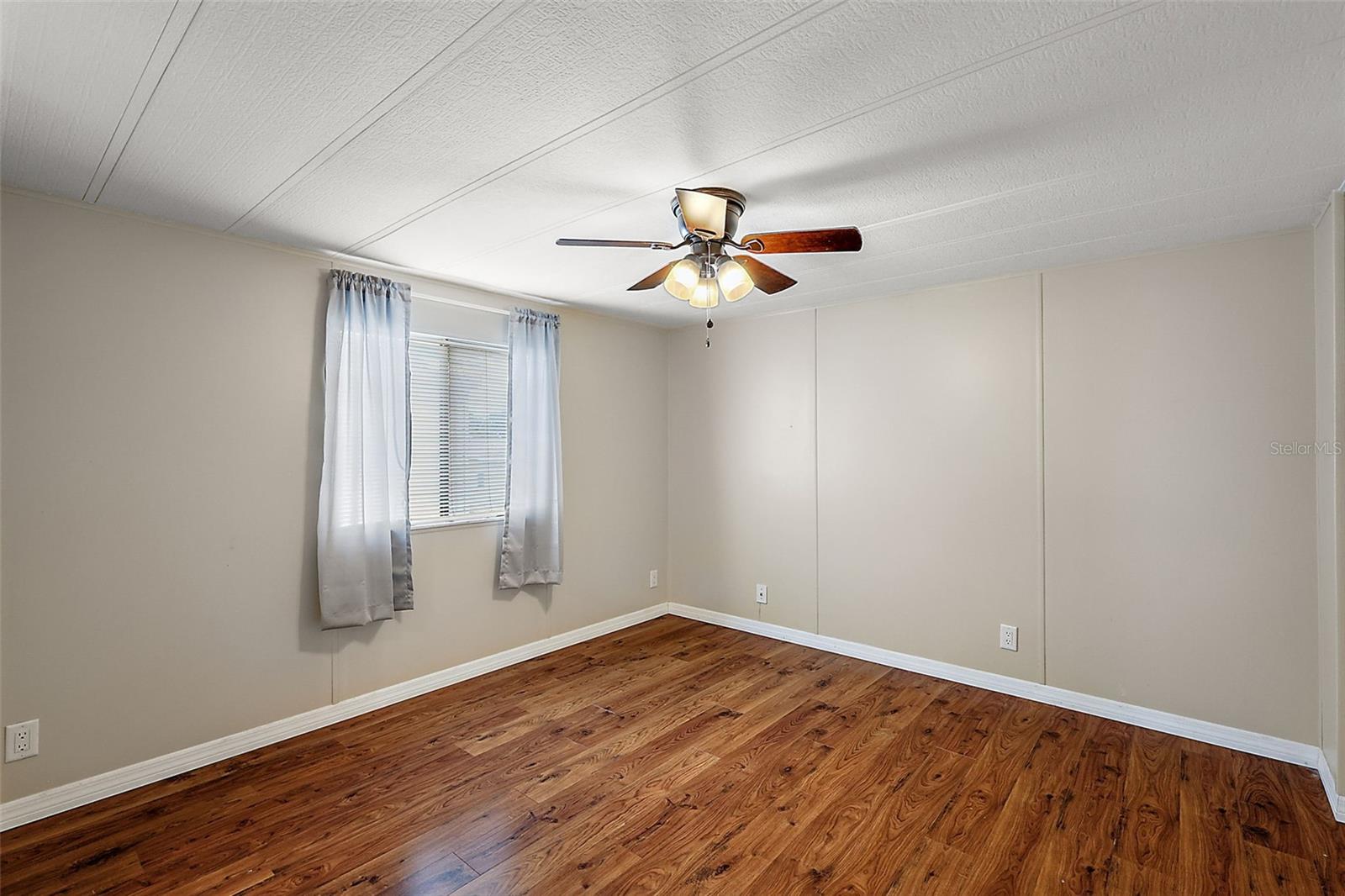 1605 W SCHWARTZ BLVD, THE VILLAGES, FL, 32159