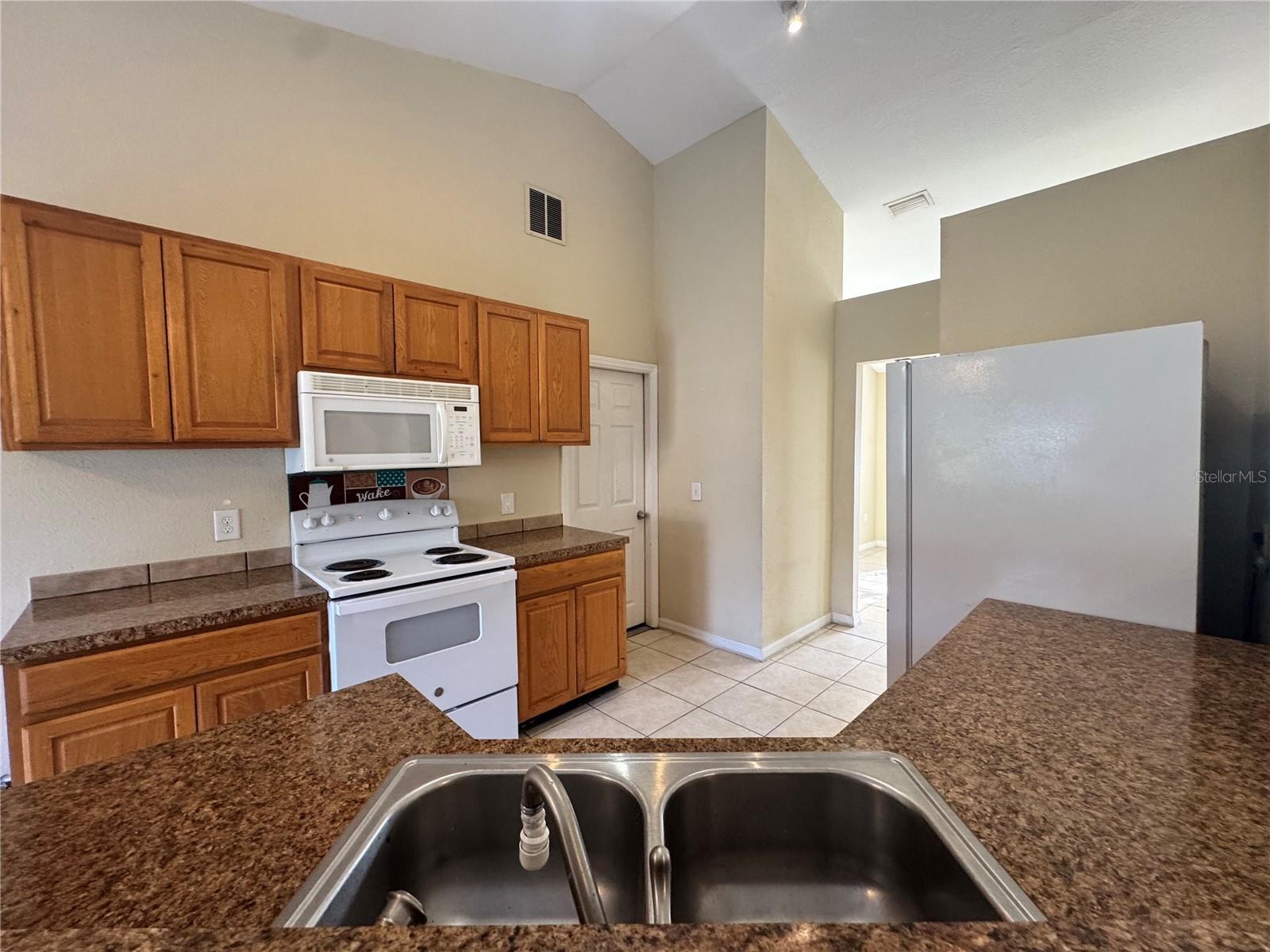 390 COLONADE CT, KISSIMMEE, FL, 34758