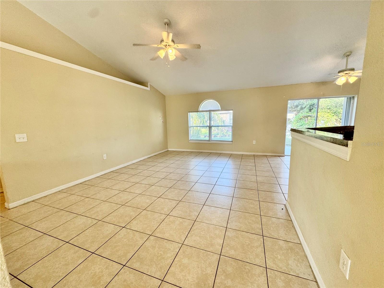 390 COLONADE CT, KISSIMMEE, FL, 34758