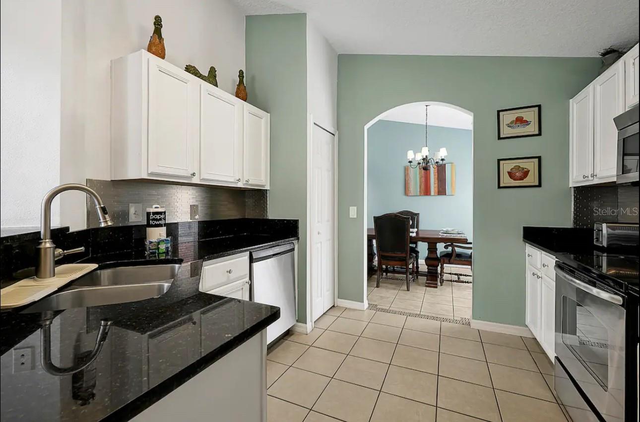 112 PALOMA DR, DAVENPORT, FL, 33837